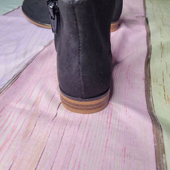 Girl's Side Zip Ankle Boots Size 8 - Picture 4 of 5